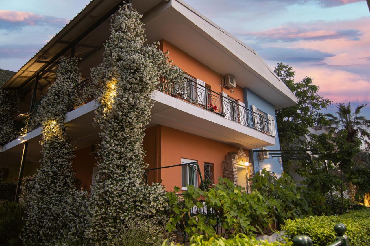 Tsertos Apartments Kamena Vourla Exteriér fotografie