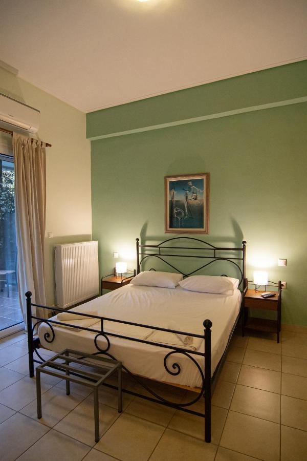 Tsertos Apartments Kamena Vourla Exteriér fotografie