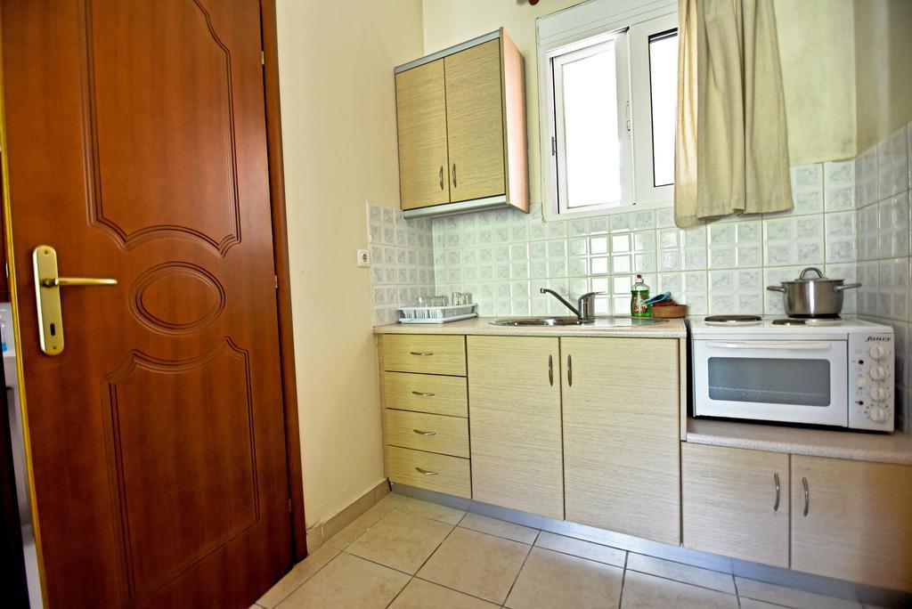 Tsertos Apartments Kamena Vourla Exteriér fotografie