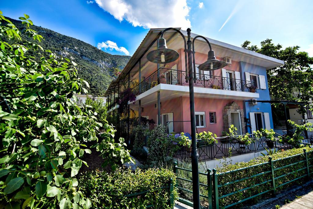 Tsertos Apartments Kamena Vourla Exteriér fotografie